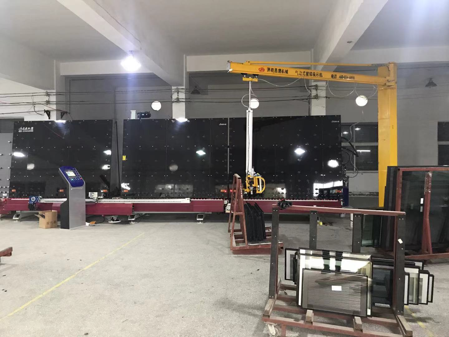 一體折彎鋁條和插角鋁條有什么區(qū)別?